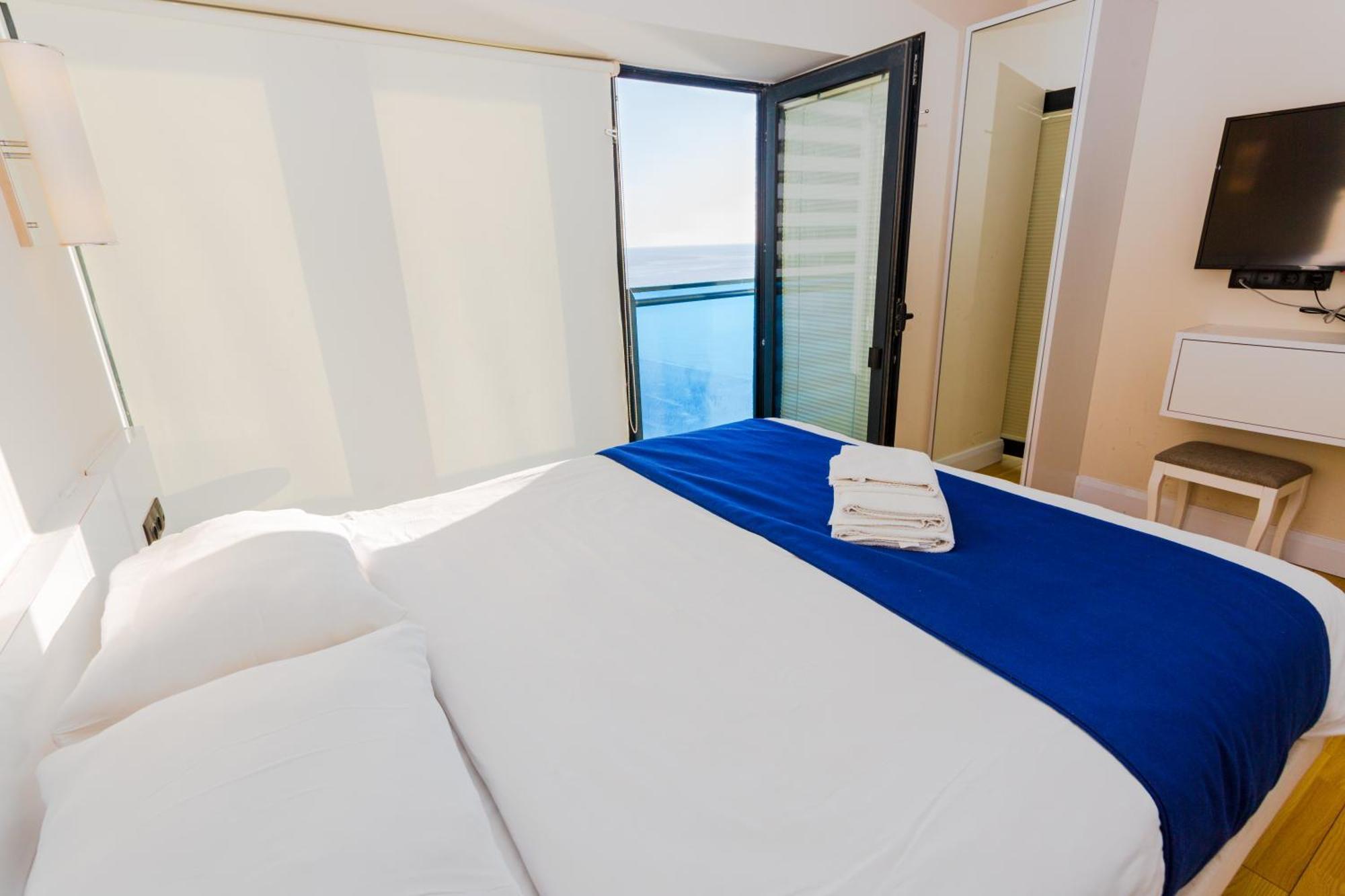 Best Location Apartments In Batumi Exterior photo